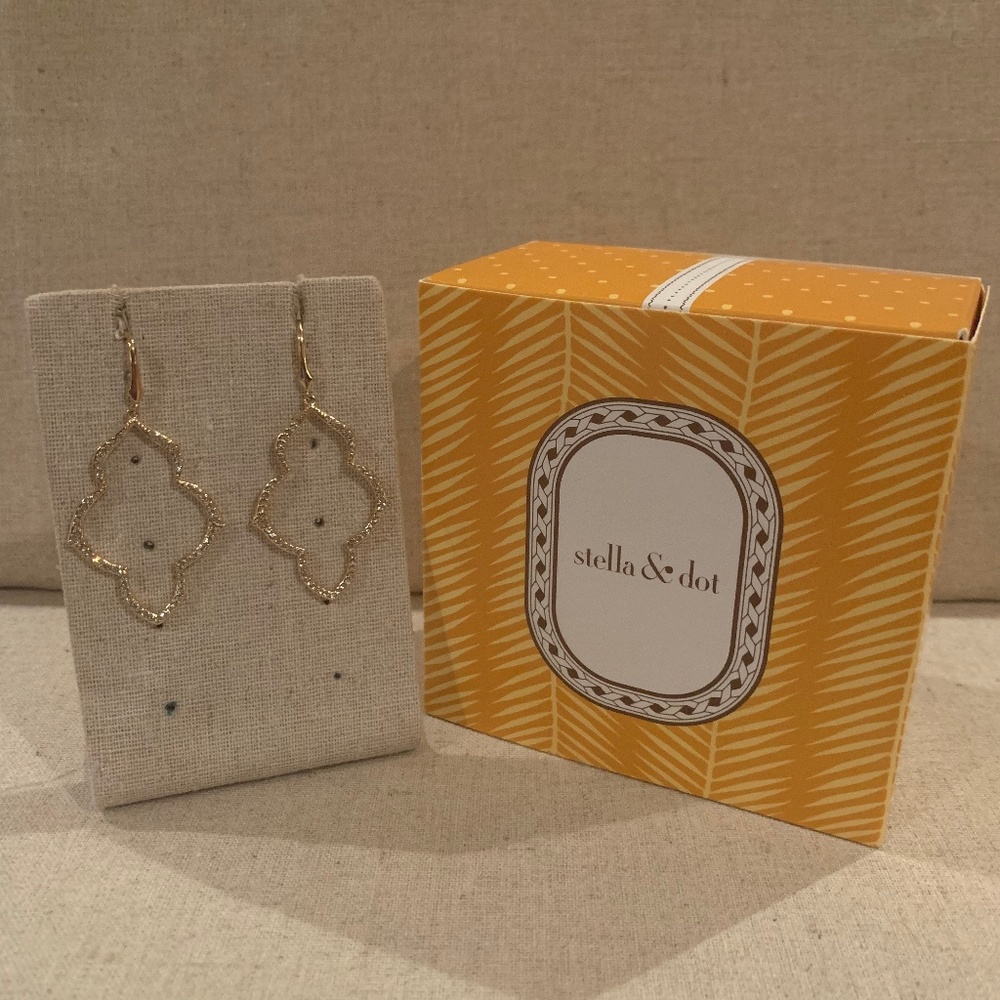 Stella & Dot Pave Arabesque Chandeliers - Gold